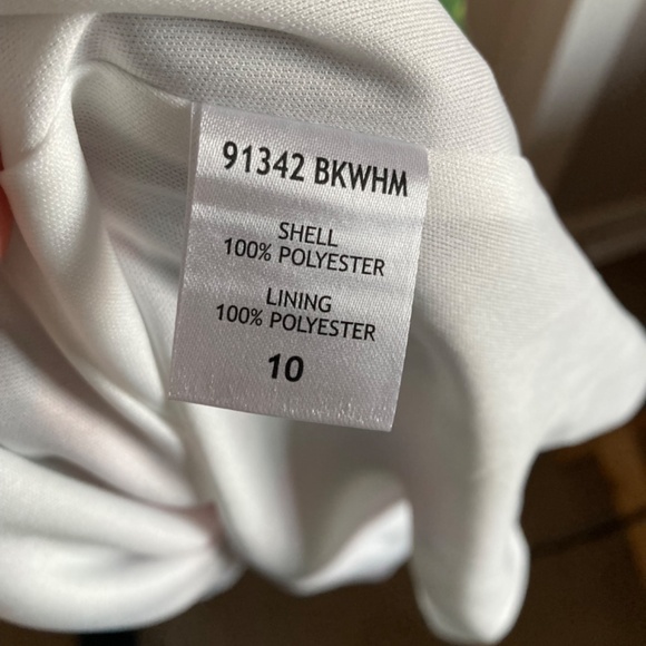 Madison Leigh Spring Flowy Dress Feminine Floral Size 10 Maxi Breezy and Light - Picture 5 of 8